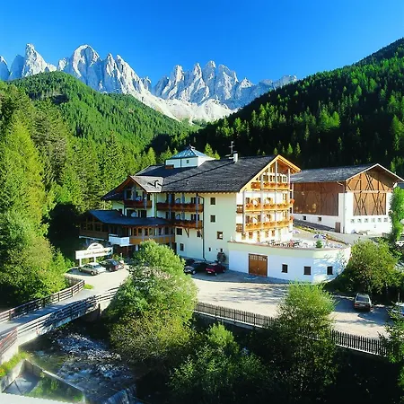 Ranuimuellerhof 3*